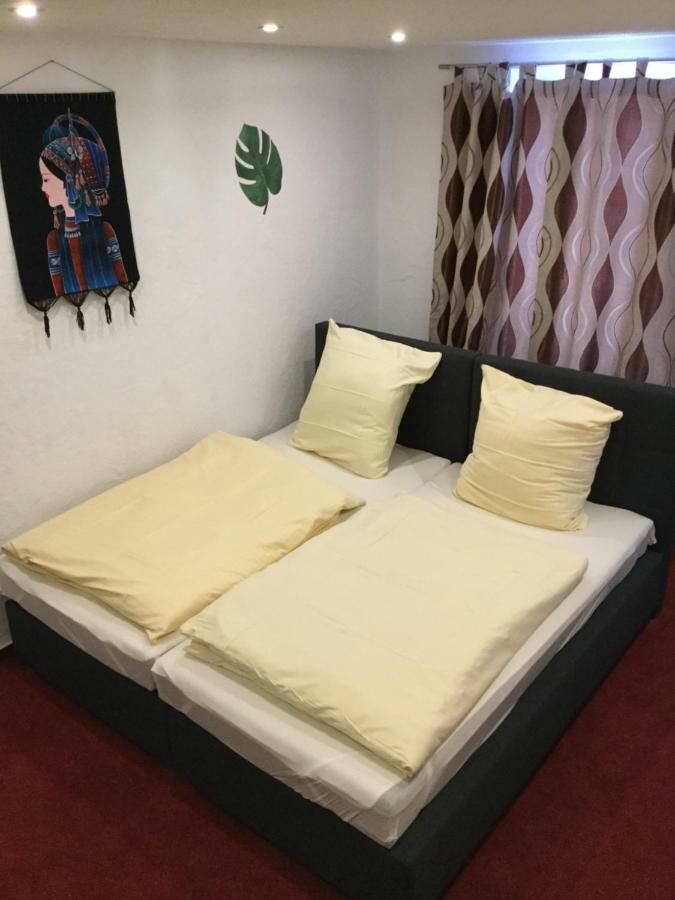 弗兰肯贝格 Goldener Engel酒店 外观 照片